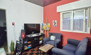Venta PH 2 ambientes con patio en Villa Dominico