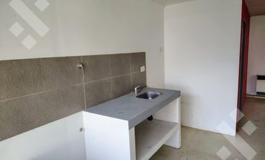 En Venta, Casa de 3 Dormitorios y quincho, Area centro, Plottier