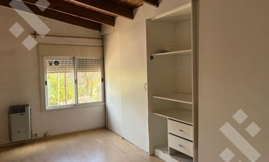 En Venta, Casa de 3 Dormitorios y quincho, Area centro, Plottier