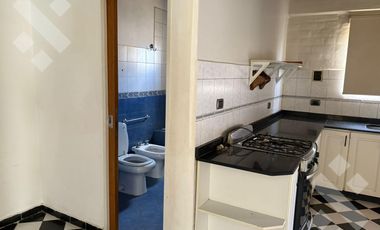 En Venta, Casa de 3 Dormitorios y quincho, Area centro, Plottier