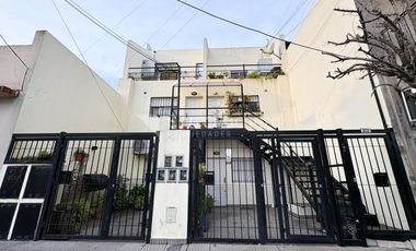 Venta departamento 3 ambientes con terraza en Ramos Mejia.