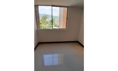 Apartamento en Arriendo, Zúñiga, Envigado 113 m2