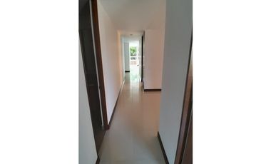 Apartamento en Arriendo, Zúñiga, Envigado 113 m2