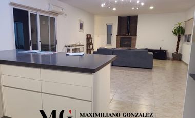 Casa en venta y alquiler, 4 ambientes -  La Alameda, Canning