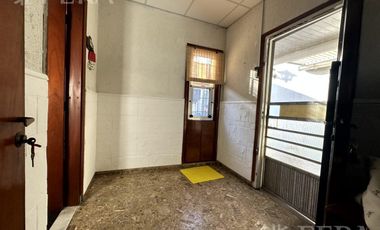 Venta casa 3 ambientes con cochera y quincho en Wilde