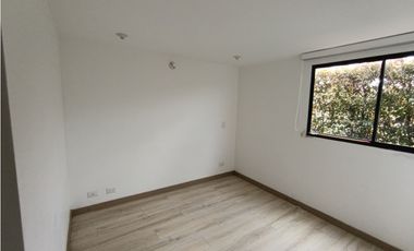 Arriendo apartamento en unidad cerrada en La Ceja