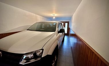 VENTA IMPORTANTE CHALET FRENTE A PLAZA ITALIA - Mar del Plata