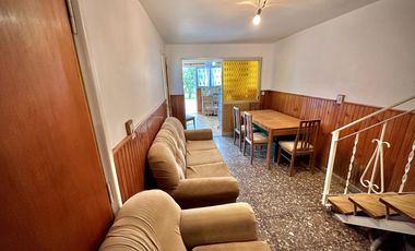 VENTA IMPORTANTE CHALET FRENTE A PLAZA ITALIA - Mar del Plata