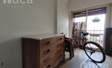 Piso de 3 dormitorios y terraza propia en venta en Martínez