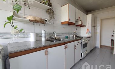 Piso de 3 dormitorios y terraza propia en venta en Martínez