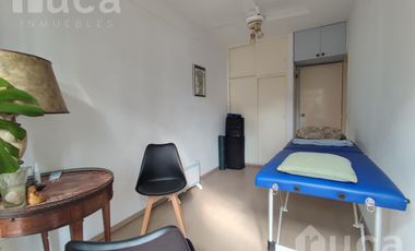Piso de 3 dormitorios y terraza propia en venta en Martínez