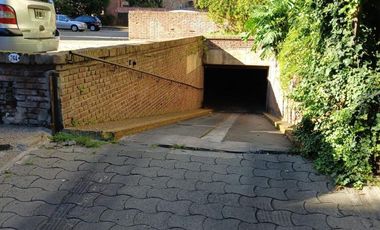 Cochera en  VICENTE LOPEZ