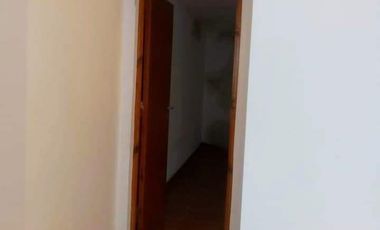 Departamento en Remedios De Escalada