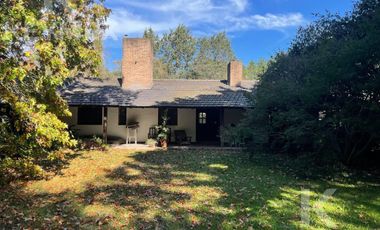Casa en venta en calle 23 entre 416 y 417 - Villa Elisa