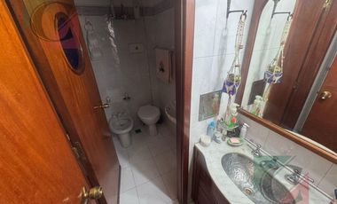 Casa 6 ambientes con cochera LANUS CENTRO APTO CREDITO
