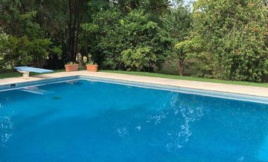 ALQUILER LOS CARDALES CC, 4 DORM. DOBLE LOTE, VISTA AL GOLF