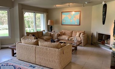 ALQUILER LOS CARDALES CC, 4 DORM. DOBLE LOTE, VISTA AL GOLF
