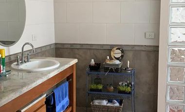 ALQUILER LOS CARDALES CC, 4 DORM. DOBLE LOTE, VISTA AL GOLF