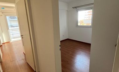 Exclusivo Dúplex en Alquiler 3 dormitorios, dependencia y cochera en Olivos