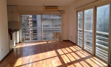 Exclusivo Dúplex en Alquiler 3 dormitorios, dependencia y cochera en Olivos
