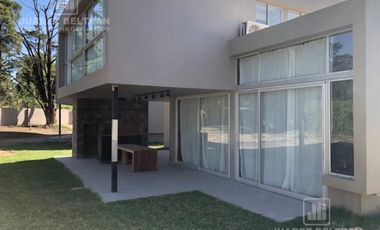 Complejo AMALFI, tres dormitorios - Av. Universitaria N°142 - Villa Allende Golf