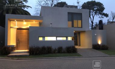 Complejo AMALFI, tres dormitorios - Av. Universitaria N°142 - Villa Allende Golf