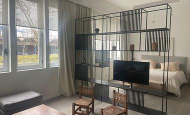 Excelente loft amoblado con vista al puerto. Distrito Quartier, Retiro.