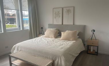 Excelente loft amoblado con vista al puerto. Distrito Quartier, Retiro.