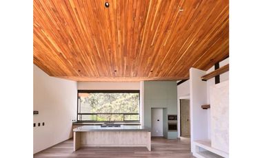 Casa en Venta en El Retiro Sector Fizebad