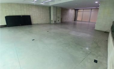 Local Comercial en venta/arriendo en Medellín, Astorga