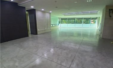 Local Comercial en venta/arriendo en Medellín, Astorga