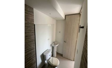 SE ARRIENDA APARTAMENTO EDF. MIRADOR DEL CERRITO