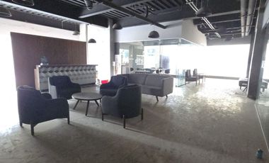 Se renta local comercial en Anzures  listo para instalarse.