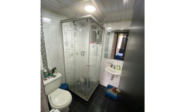 Vendo Apartamento en Conjunto Residencial Tucanes, sobre la auto sur