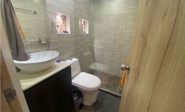 APARTAMENTO PARA LA VENTA EN ROBLEDO PAJARITO