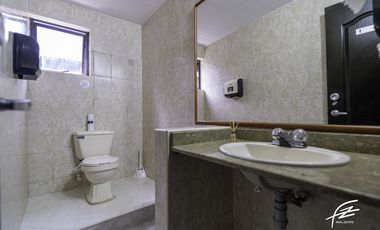CASA EN VENTA EN EL POBLADO,MEDELLN
