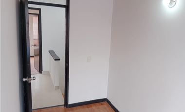 Santillana, Venta casa de 3 habitaciones, Mosquera