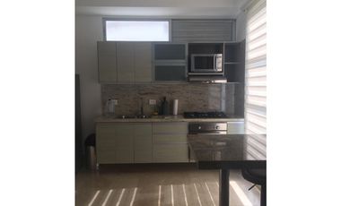 ARRIENDO APARTAESTUDIO EN EDIFICIO PRATO 52