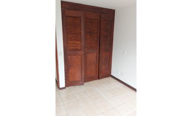 ApartaEstudio en Venta, Almería en  Medellín