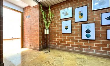 Vendo amplio apartamento en Patio Bonito el Poblado