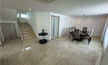 CASA DE CONJUNTO EN VENTA EN ALTOS DE RIOMAR
