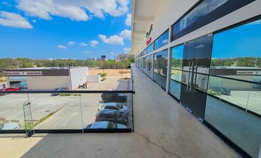 Local Comercial · Renta · Av. Prol. La Luna · Huayacán · Doble Altura · Bulan