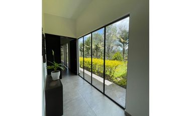 Finca en Parcelacion Rionegro sector club la macarena