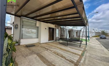 CASA AMOBLADA EN ALQUILER URB MARINA BAY, VA MANTA - JARAMIJO