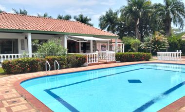 Casa Campestre - Condominio Las Acacias - Anapoima