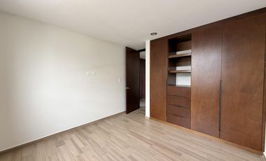 CASA EN RENTA EN CLARENZA RESIDENCIAL, ZONA SAN BERNARDINO TLAXCALANCINGO, PUEBLA