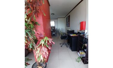 VENTA APARTAMENTO PH MARBELLA TOWER II 212mtrs EV