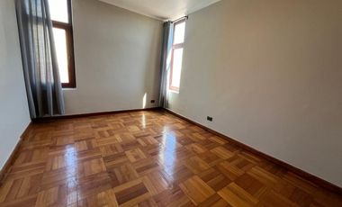 Departamento en pleno centro de Curicó !!