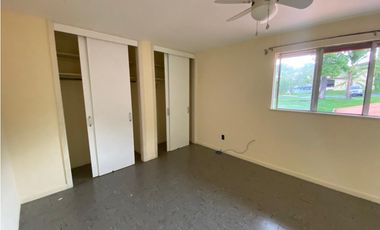 HOWARD / 319M / 3 HABITACION + SERVICIO / TERRAZA / DOS NIVELES