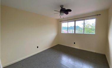 HOWARD / 319M / 3 HABITACION + SERVICIO / TERRAZA / DOS NIVELES